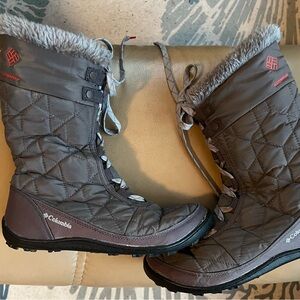 Columbia Women's Gray Quilted Waterproof Winter Boots